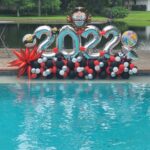 Giant balloon bouquet for graduation in Tampa